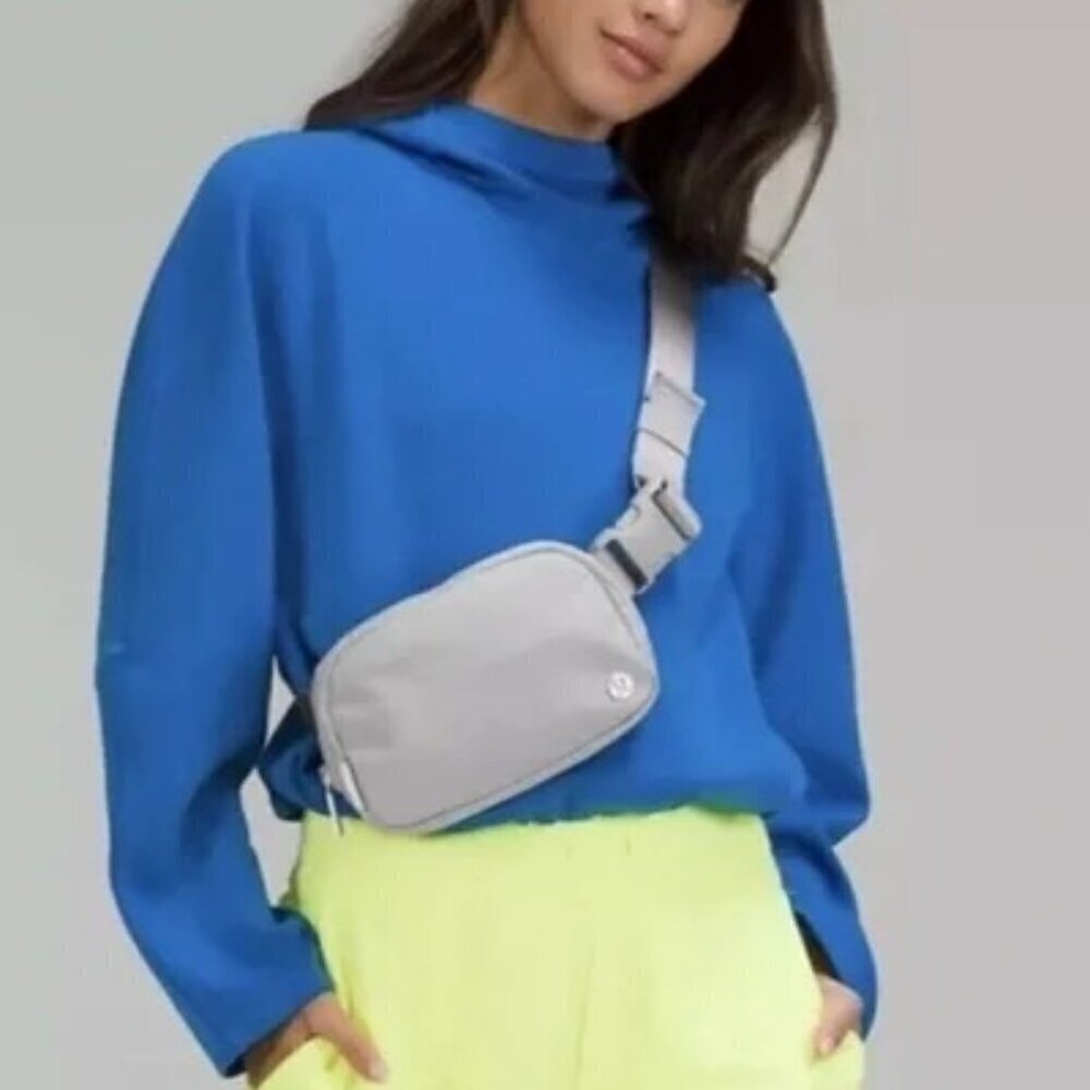 LULULEMON -  Everywhere Silver Drop Belt Bag New NWT RARE letters on belt